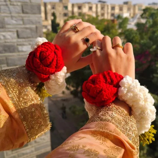 Velvet Bloom Handcrafted Crochet Gajra Family Pack – 4 Pairs
