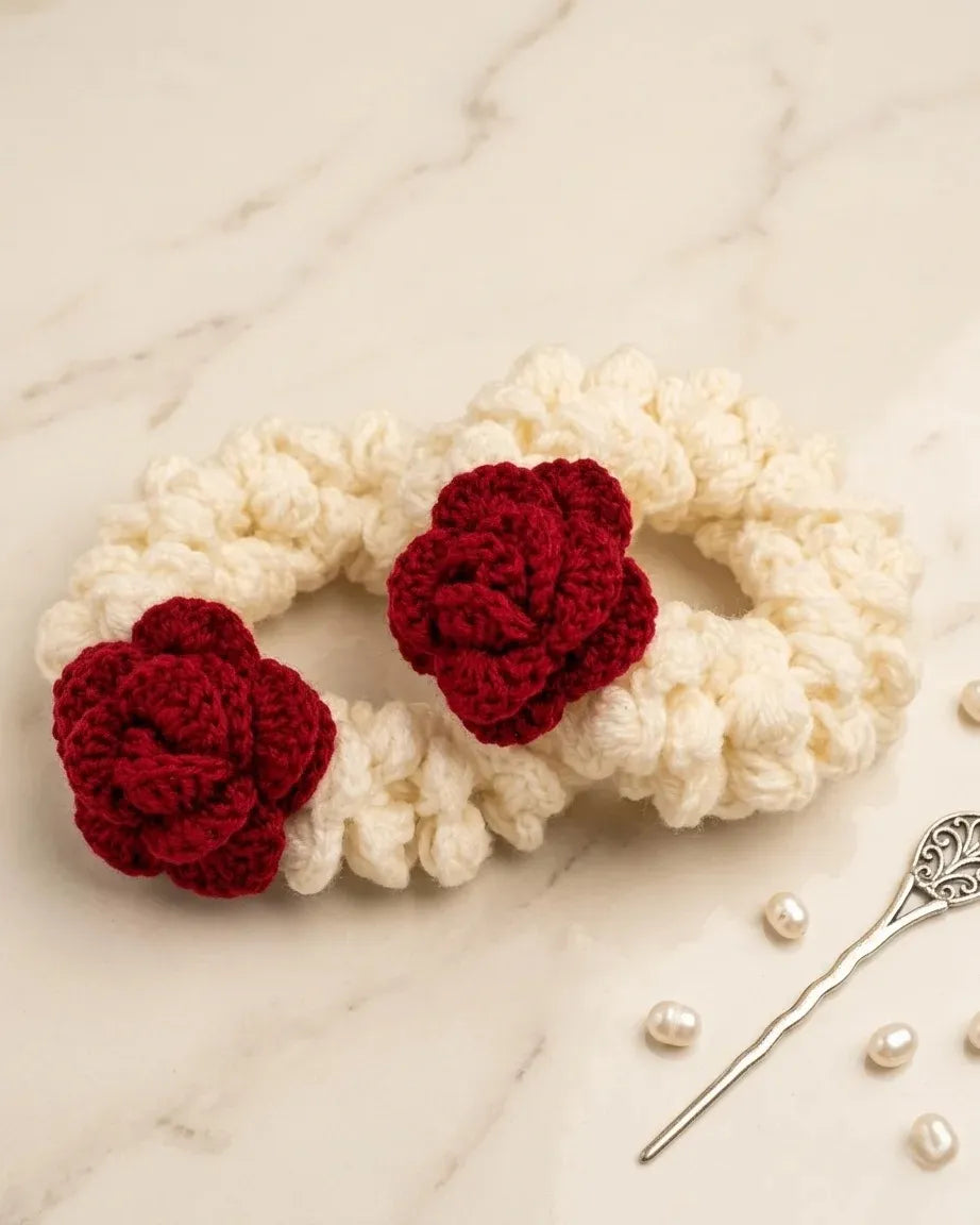 Velvet Bloom Handcrafted Crochet Gajra Rose Gajra